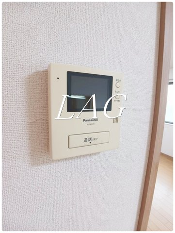 セキュリティ　モニター付きインターホンになります。