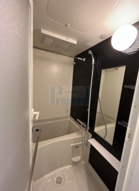 バス・シャワールーム　別部屋参考写真