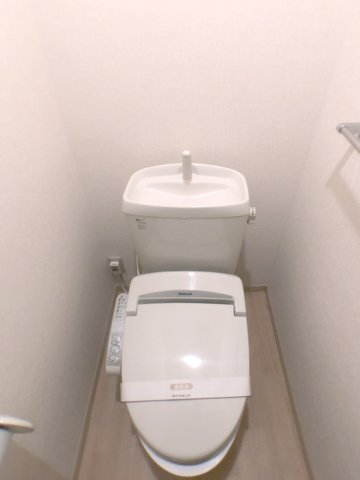 ララコート紀三井寺のトイレ写真