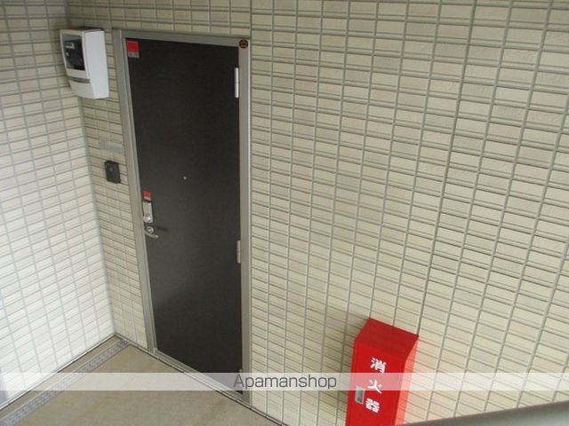 Jーroomの玄関写真