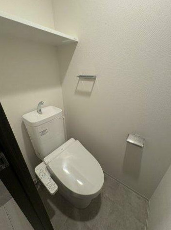京成本線 青砥駅 徒歩6分 6階建 築1年のトイレ写真