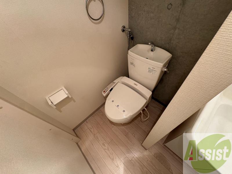 トイレ　トイレです。ウォシュレット付を探している方、おすすめです。