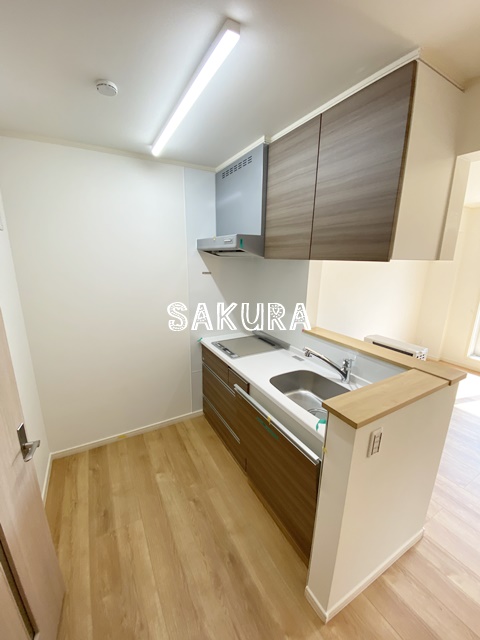 キッチン　周りを見渡しながら調理のできるカウンターキッチンです♪