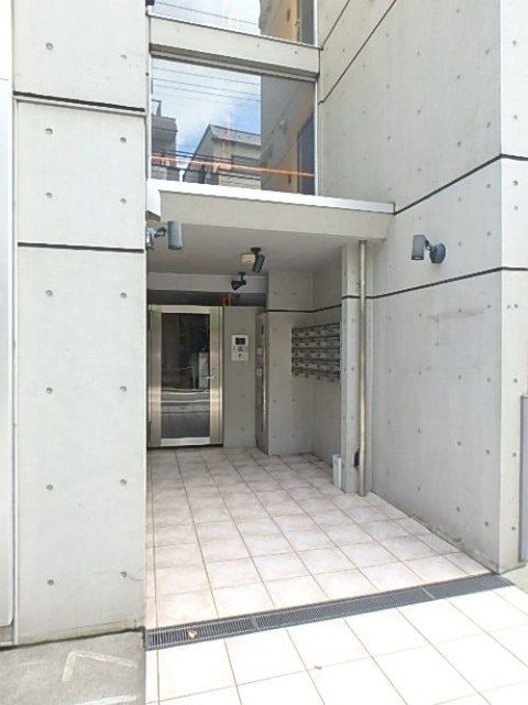 エントランス　NULL