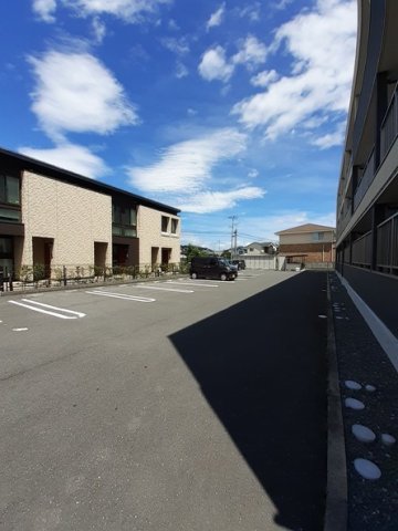 駐車場　駐車場があります