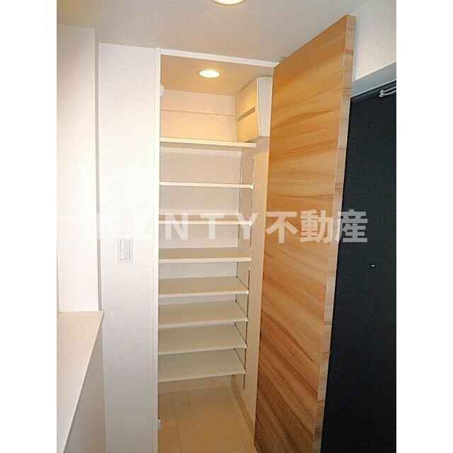 その他　玄関収納