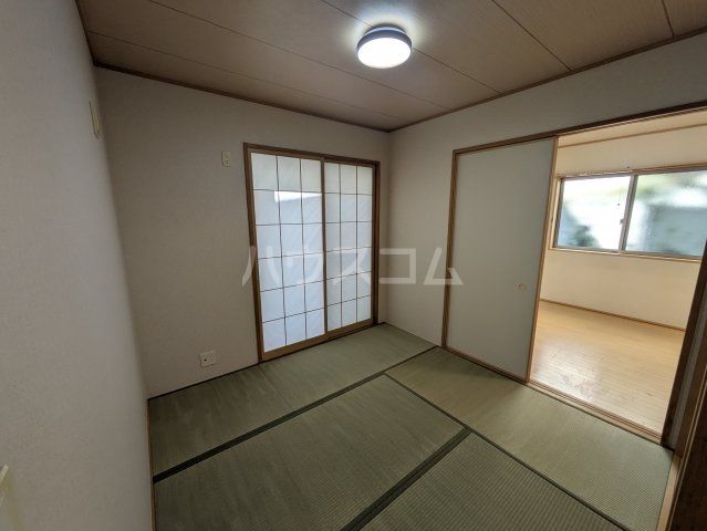 飯山満町戸建0001の内装写真