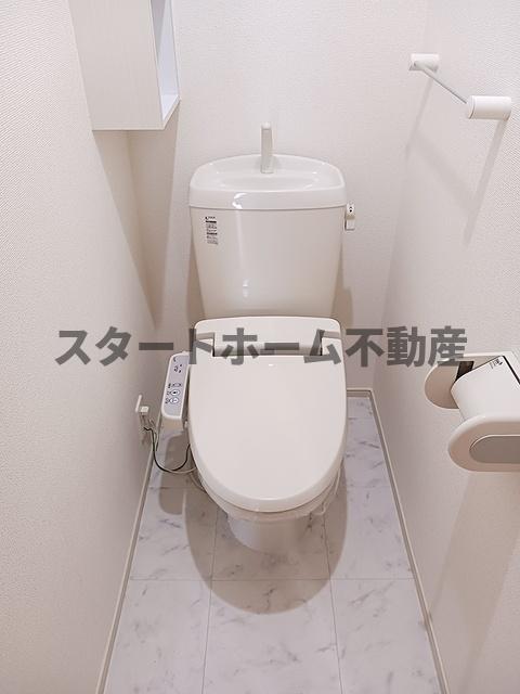トイレ　落ち着いたトイレです