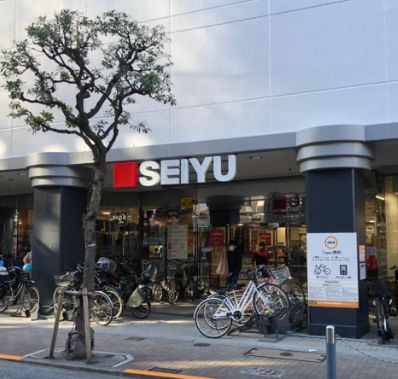 スーパー　西友三軒茶屋店（スーパー）まで329m