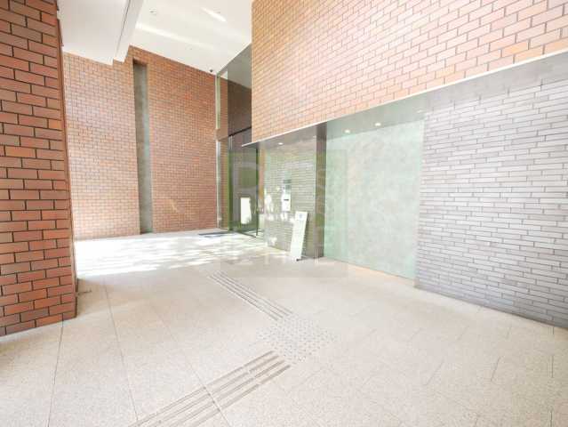 エントランス　リライフ浅草店