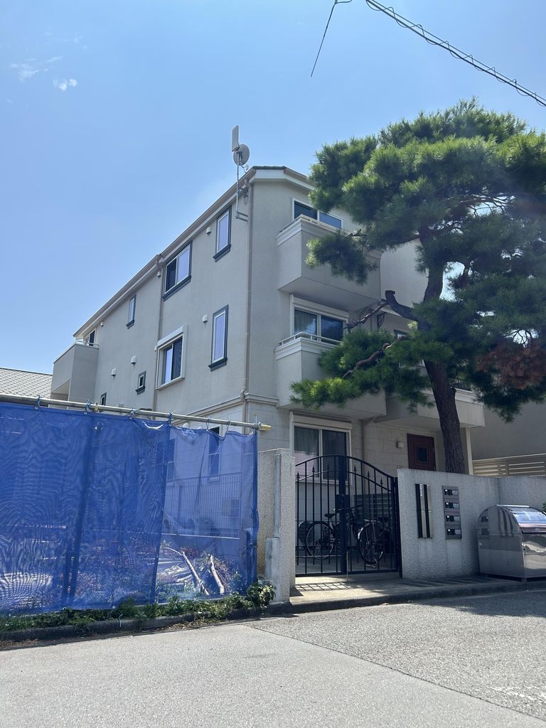 建物外観　エントランス