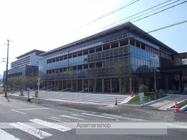 役所　小林市役所（役所）まで270m