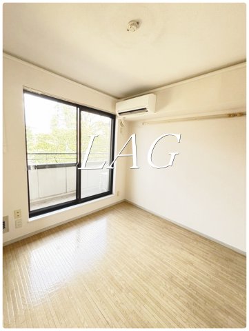 居室・リビング　洋室のお部屋です。