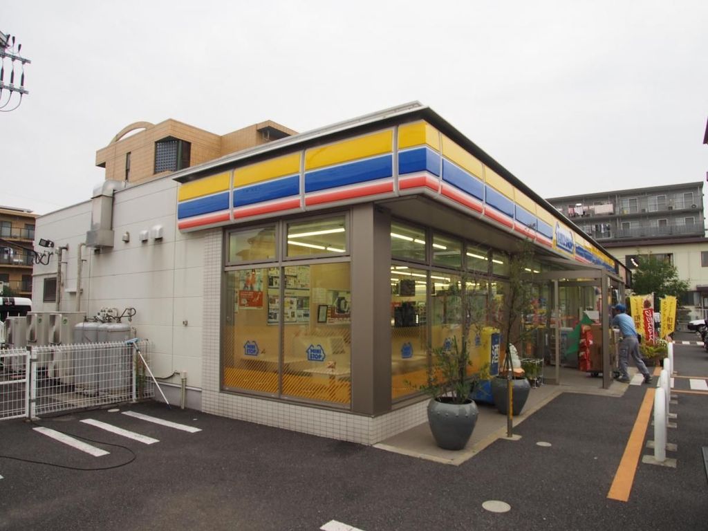 コンビニ　ミニストップ市川田尻３丁目店（コンビニ）まで166m