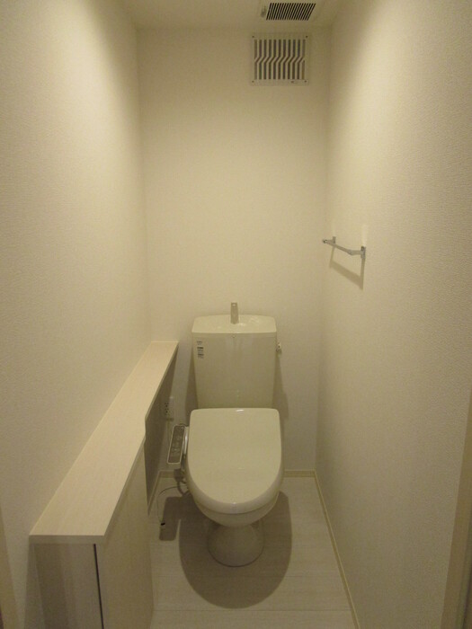 トイレ　シンプルで使いやすいトイレです