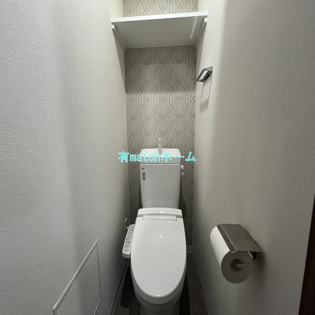 トイレ　(参考)同マンション反転他部屋