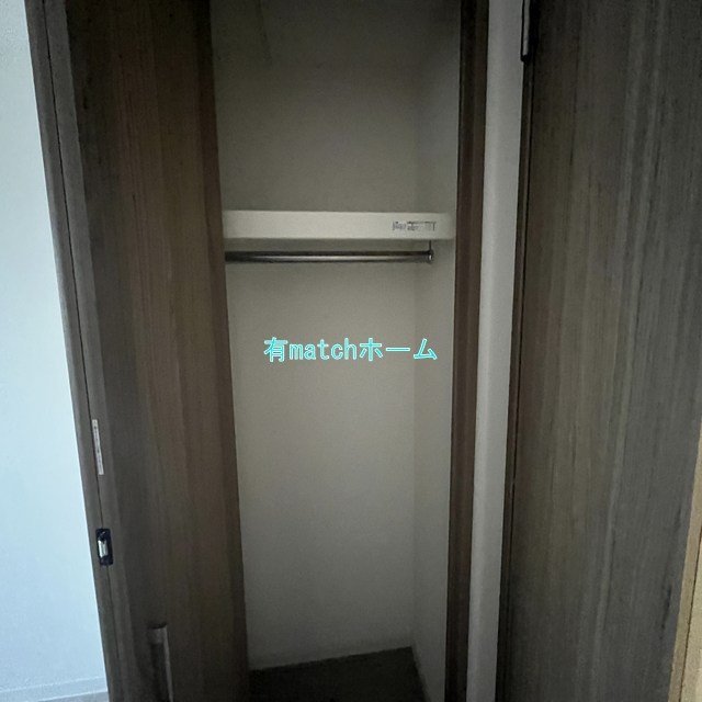 収納　(参考)同マンション反転他部屋