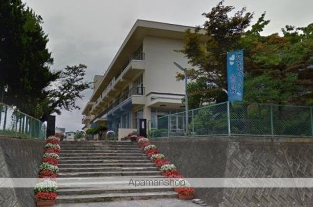 小学校　寒河江中部小学校（小学校）まで340m