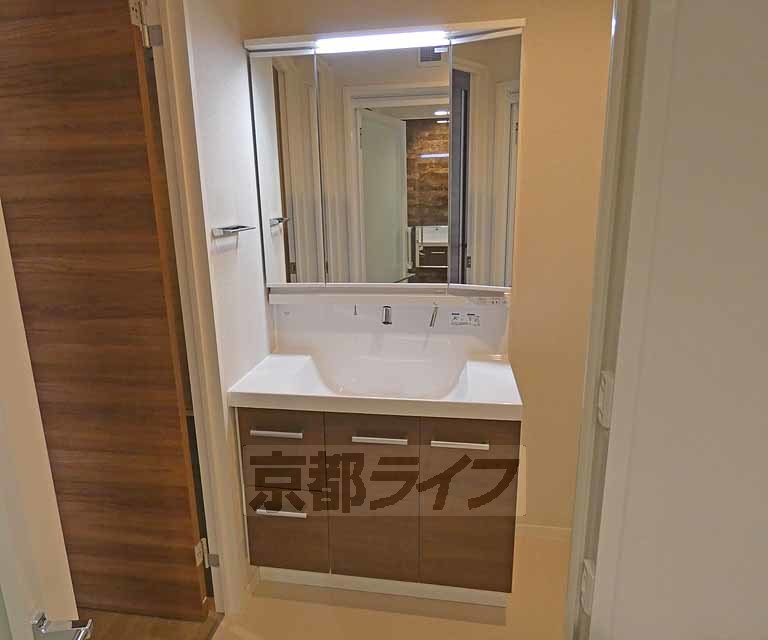 Six Bijoux 堺町五条の内装写真