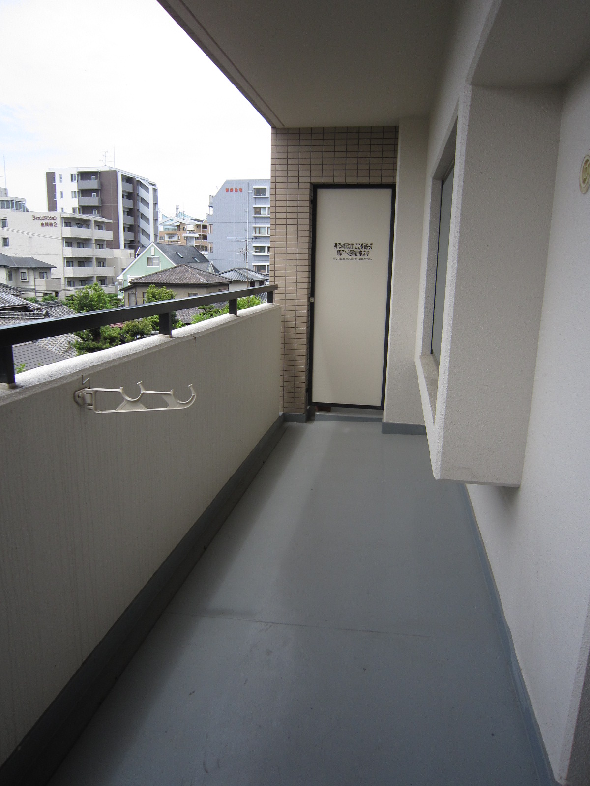 バルコニー　※同タイプの参考写真です。