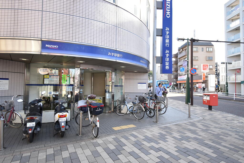 銀行　みずほ銀行向ケ丘支店（銀行）まで356m