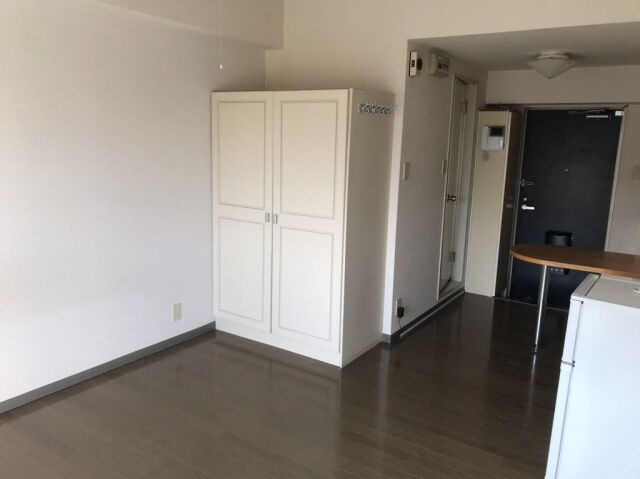 居室・リビング　※同タイプ部屋の写真です。