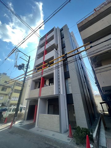 尼崎市神田北通のマンションの建物外観