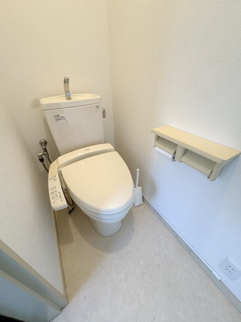 【所沢市寿町のアパートのトイレ】