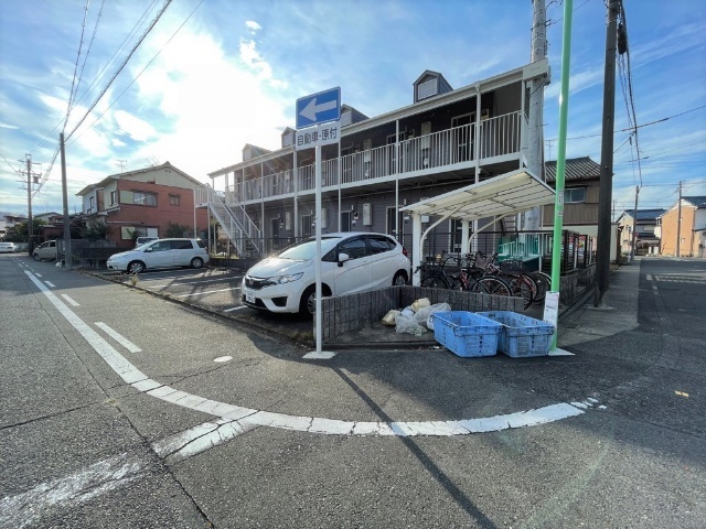 パセオ外山の建物外観