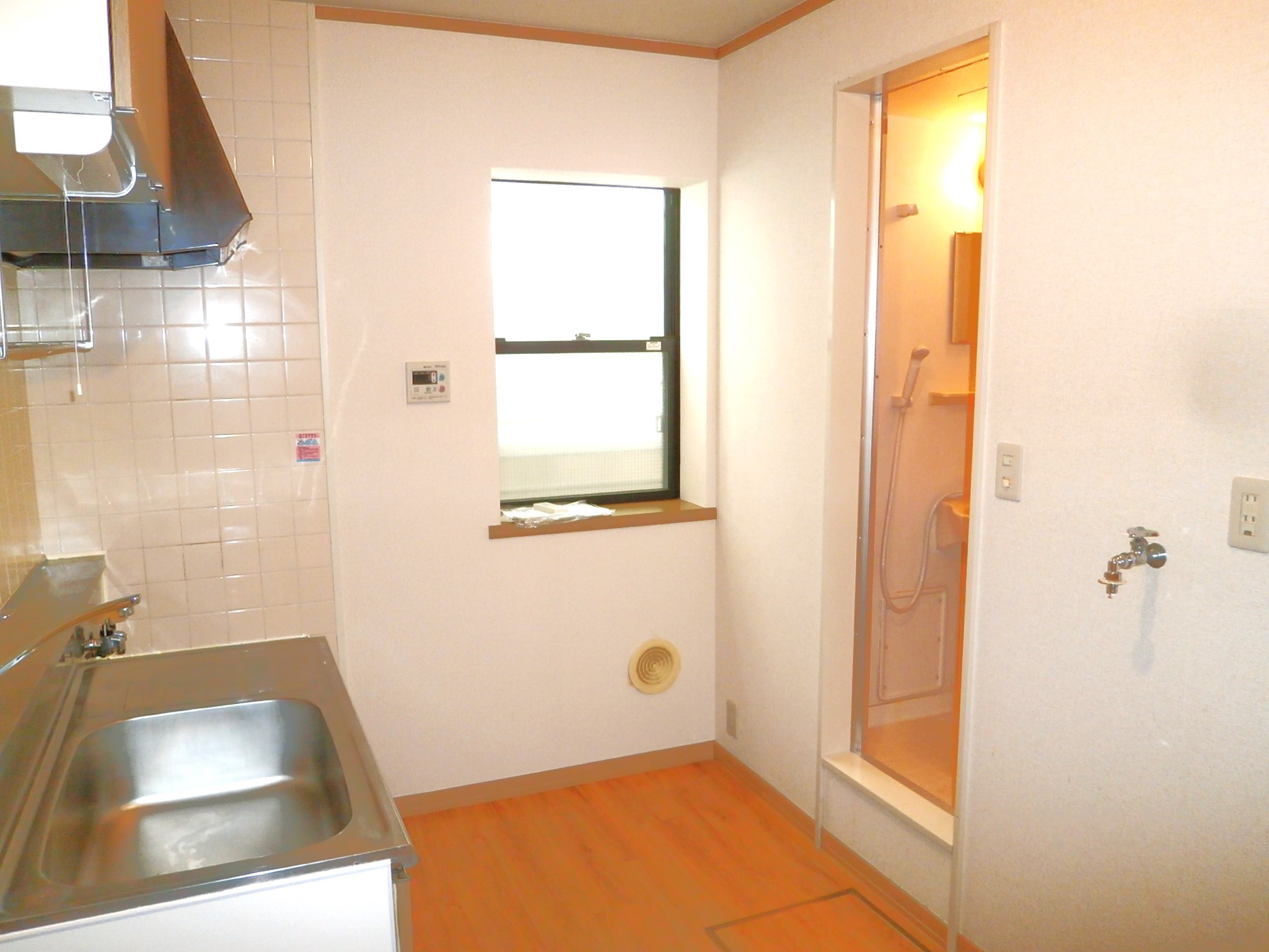 西新宿5マンションの外観写真