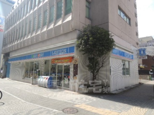 【名古屋市東区泉のマンションのコンビニ】