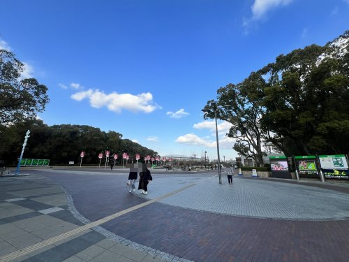 【大阪市住吉区長居西のマンションの公園】