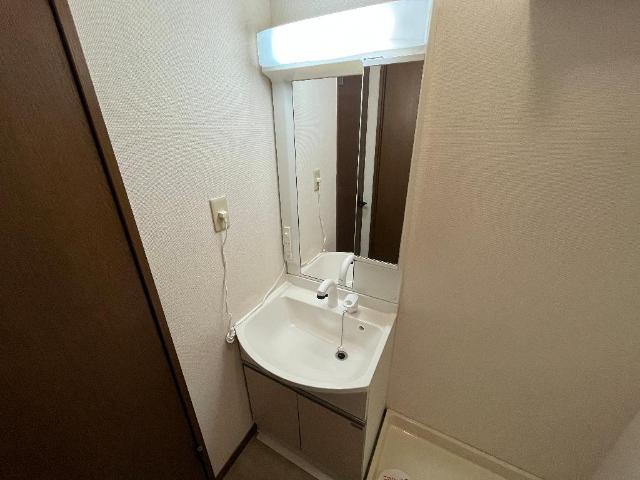 洗面設備　洗髪洗面化粧台