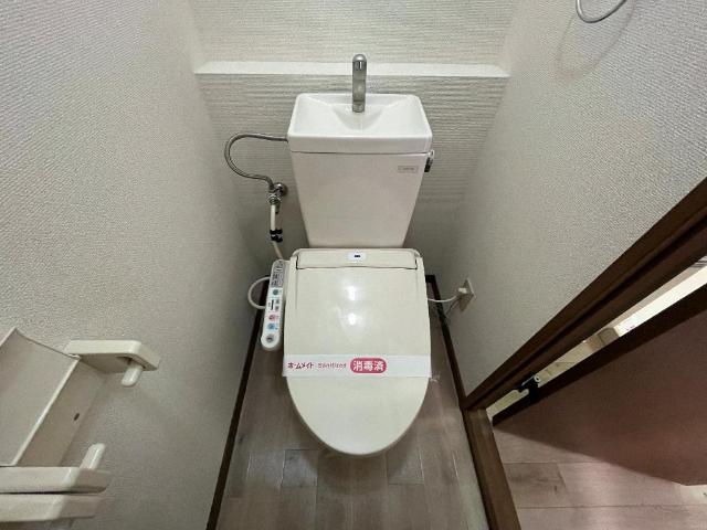 トイレ　シャワー付トイレ