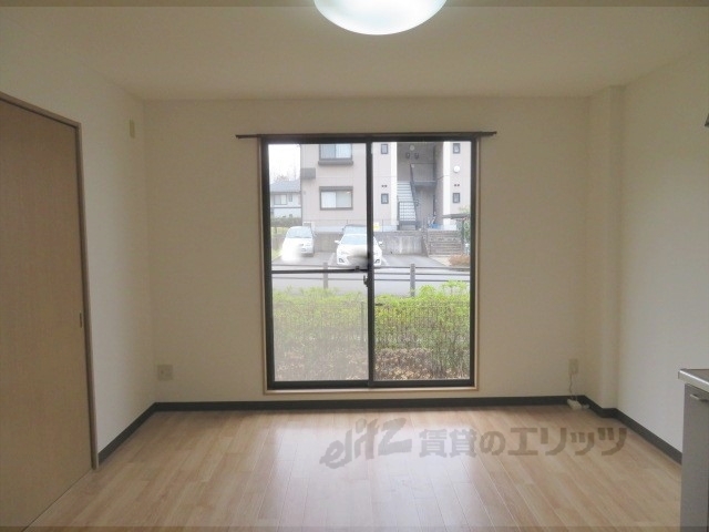 居室・リビング　リビング