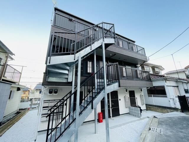 建物外観　京急線　杉田　徒歩６分　のお部屋です♪