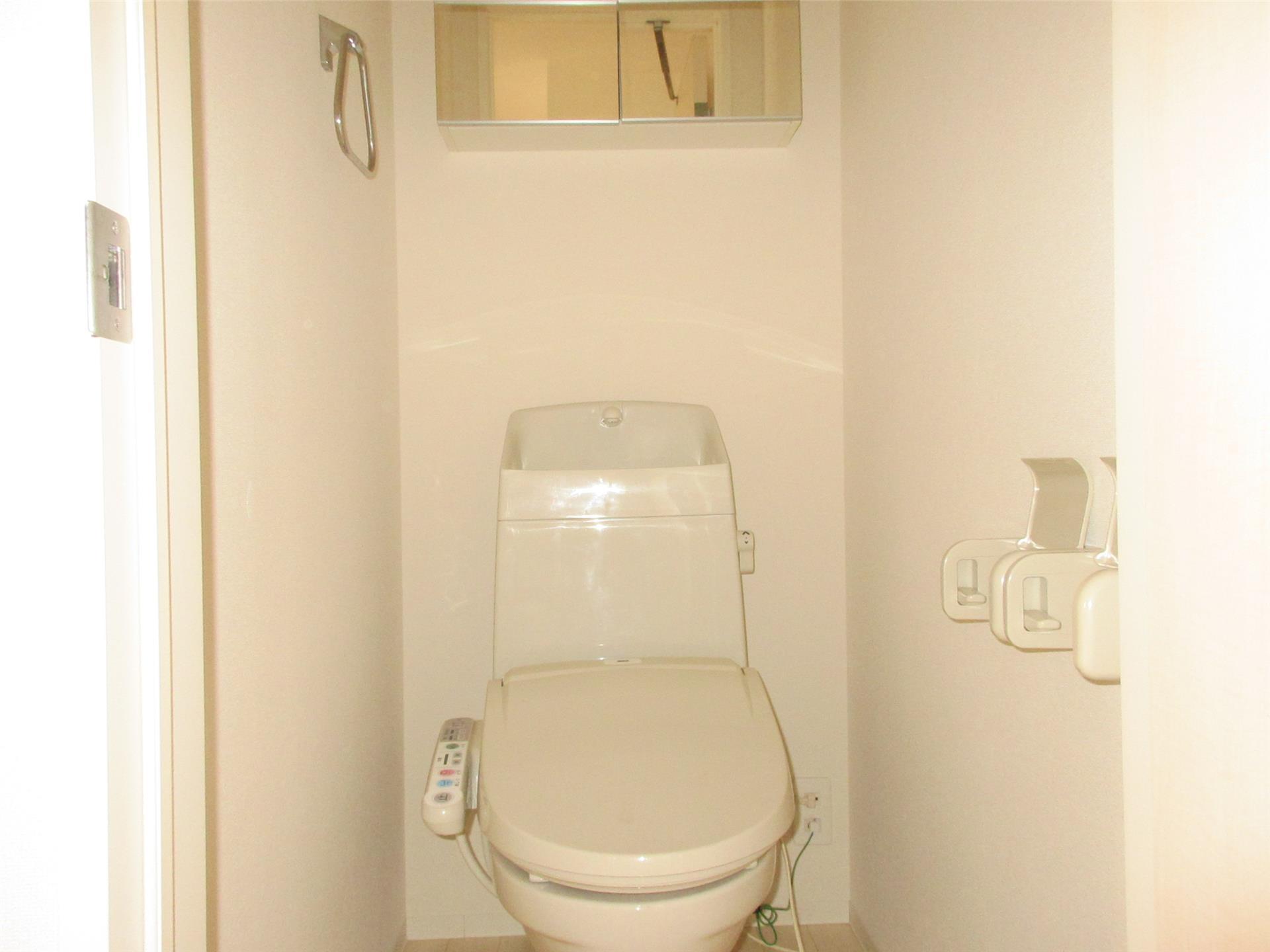トイレ　別部屋写真