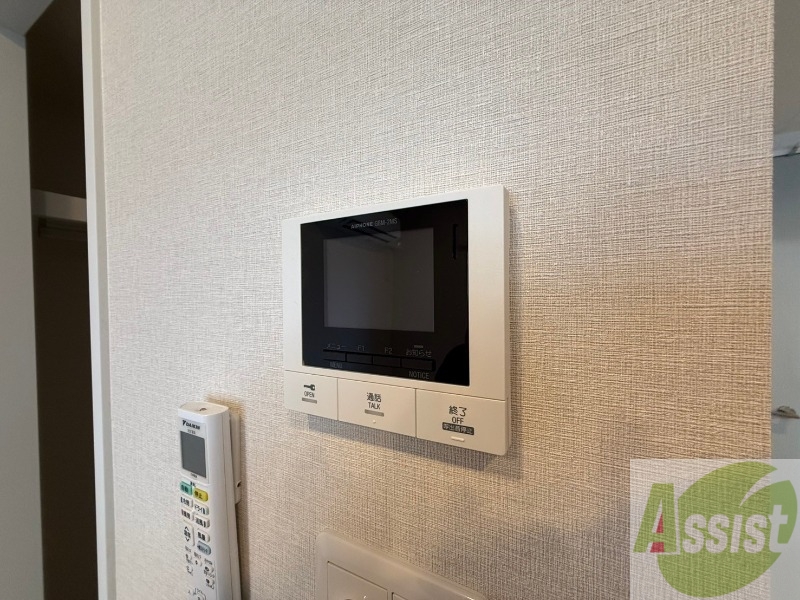 セキュリティ　ＴＶモニター付インターホンです。来客者の顔が見えるので安心！