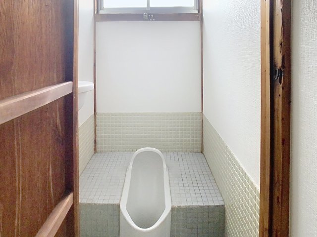 トイレ　2025年1月撮影※現況を優先致します。