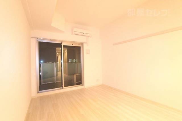 居室・リビング　イメージにつき実際とは異なります