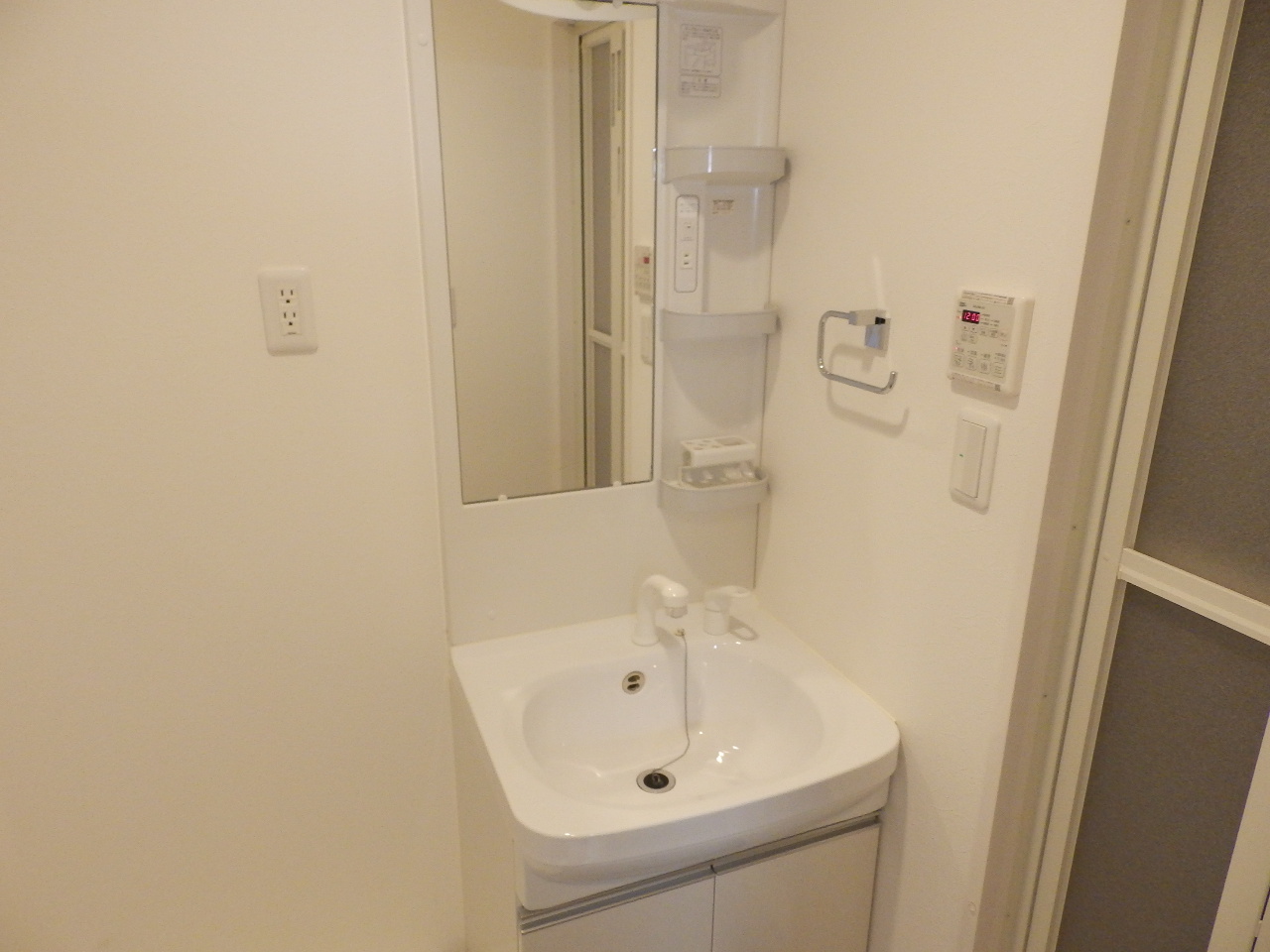 洗面設備　独立洗面台