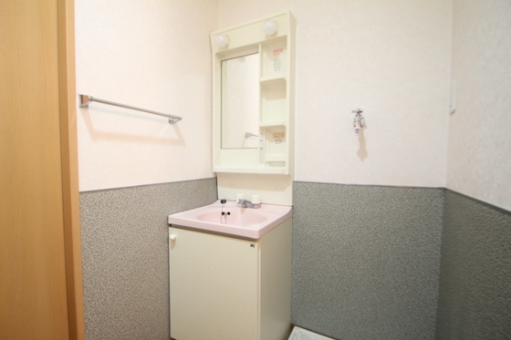 洗面設備　※別部屋の写真です