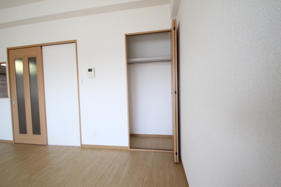 収納　※別部屋の写真です