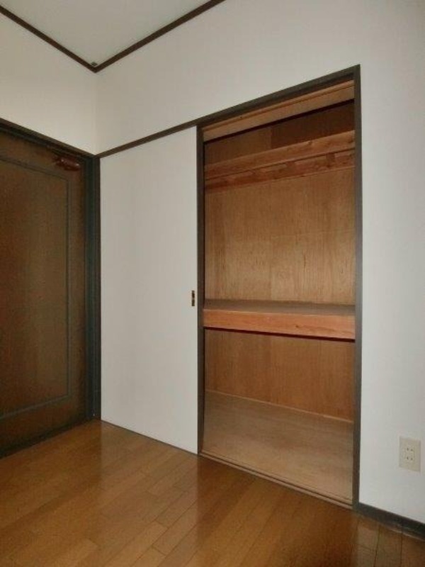 収納　図面と現状に相違がある場合には現状を優先