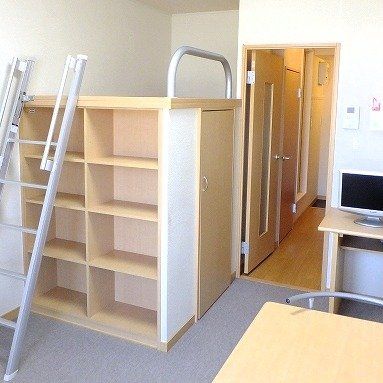 居室・リビング　家具家電付きで、すぐに生活が出来ます