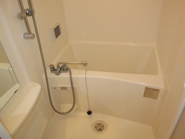 バス・シャワールーム　ＴＶ付浴室