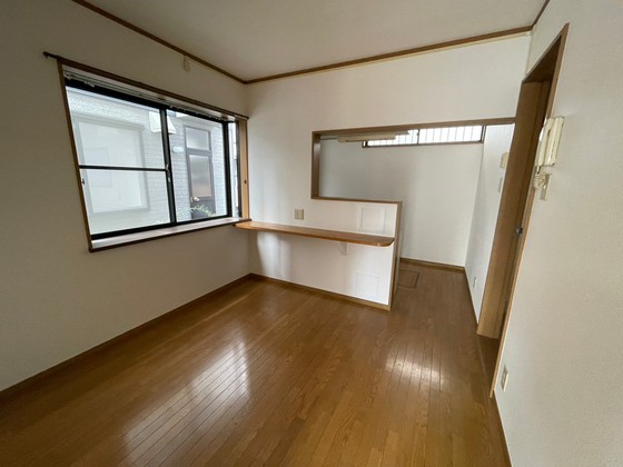 居室・リビング　※別部屋の写真です