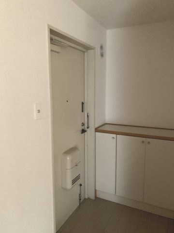 玄関　シンプルで使いやすい玄関です