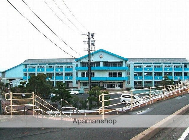 小学校　賀露小学校（小学校）まで1240m