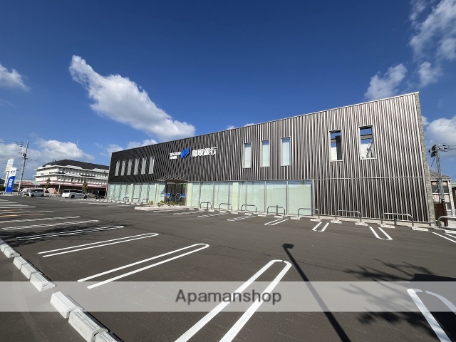 銀行　鳥取銀行　鳥取西支店（銀行）まで1639m